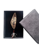 Блесна кол. SPH Сегиль 14гр. (медь, латунь, цв. Нептун ИЩУ РЫБУ) ручная работа в кор. Блесна кол. SPH Сегиль 14гр. (медь, латунь, цв. Нептун ИЩУ РЫБУ) ручная работа в кор.