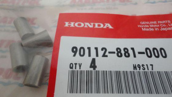   Honda (90112-881-000) 